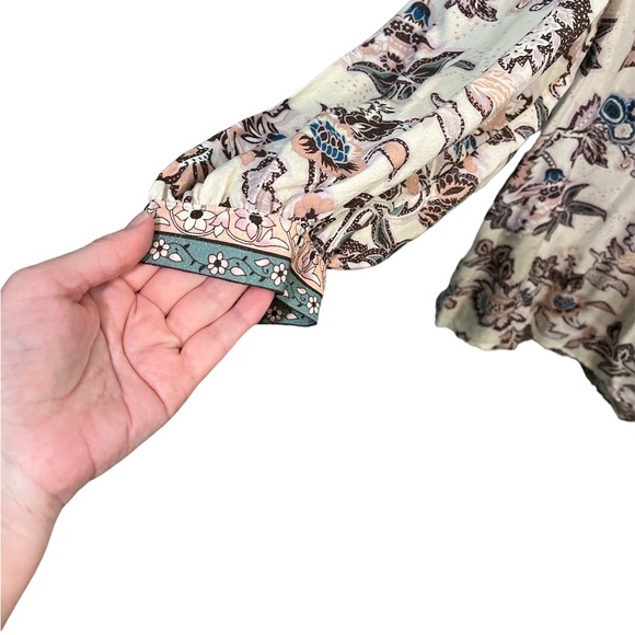 NWOT Good Hart (Matilda Jane) Floral Blouse ~ Size Large - Picture 3 of 8